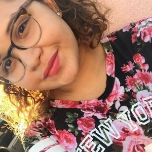 Meet your Posher, Kristin